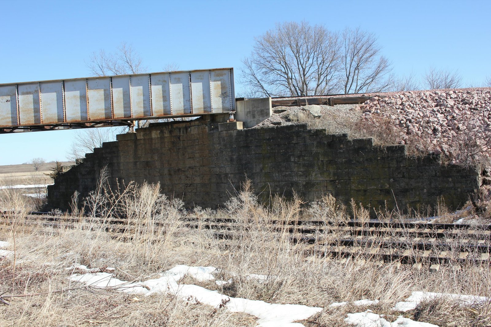 South abutment